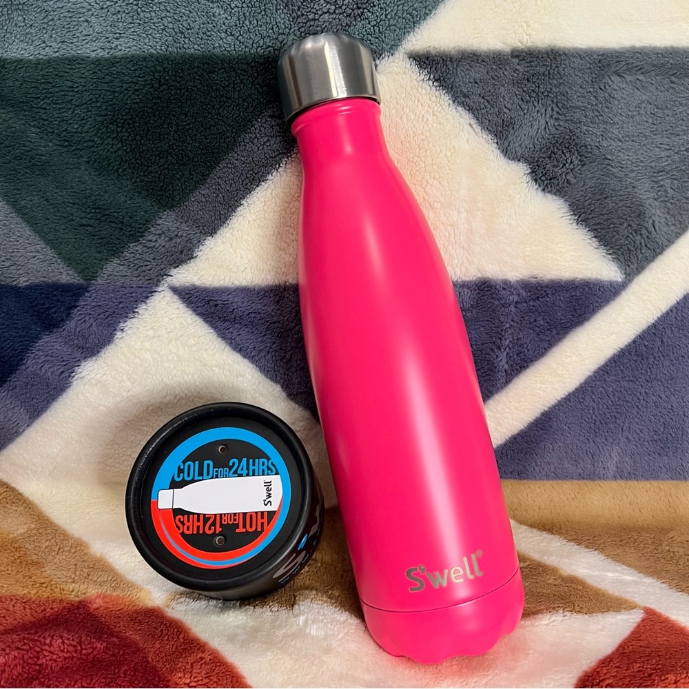 S’well Insulated Stainless Steel Water Bottle 
17oz/ 500mL 
Color: Bikini Pink